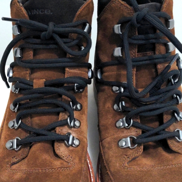 Vince Summit Suede Lug boot - Picture 7 of 9